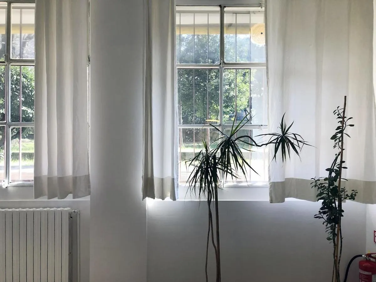 Lägenhet Artistic And Spacious Loft - 3 Min From The Metro Milano